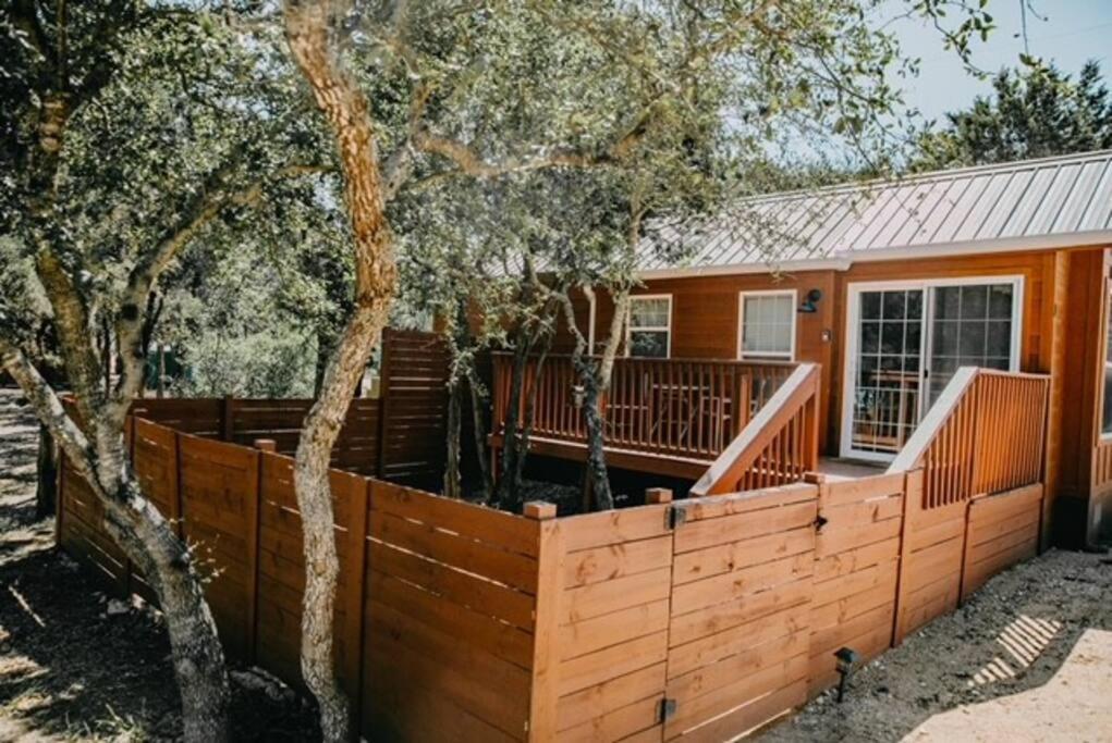 The Bison Cabin - The Cabins At Rim Rock Austin Exterior photo